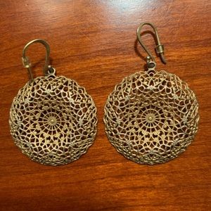 Stella & Dot Lace Earrings